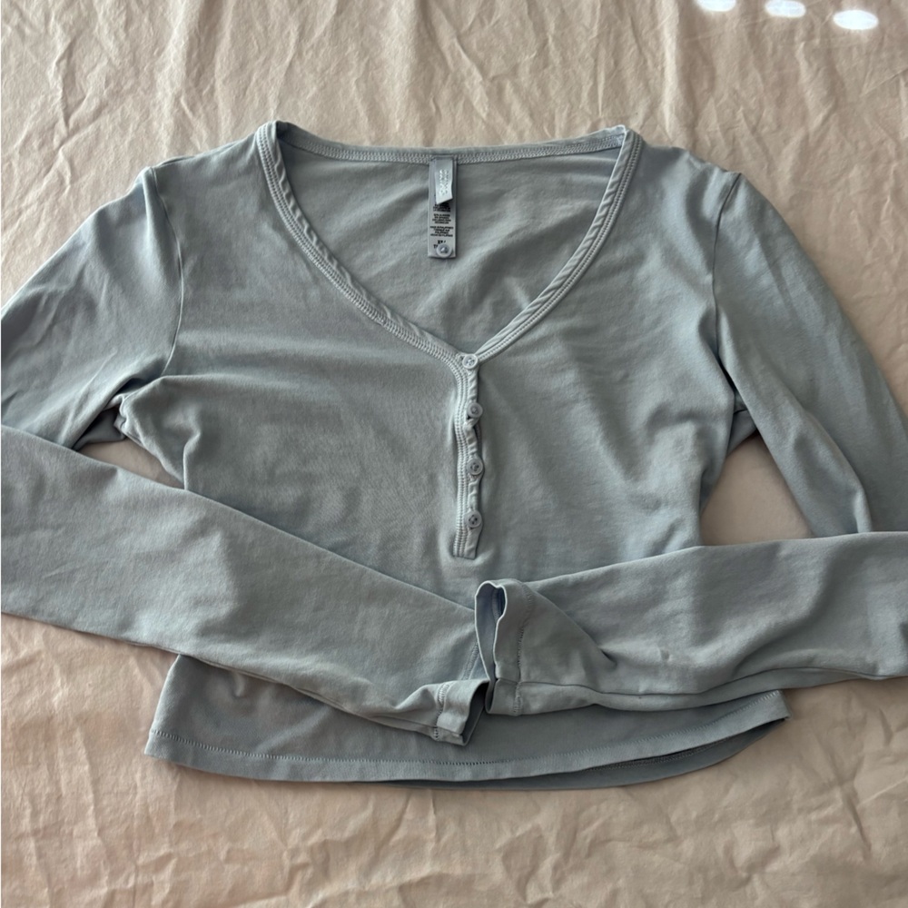 SKIMS Blue Women's Henley Long-Sleeve Crop Top
